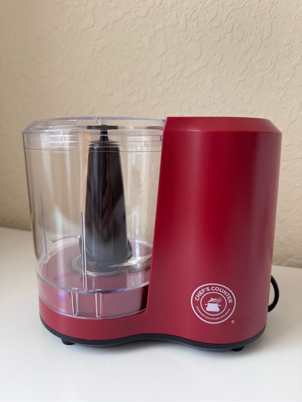 Chef’s Counter 3-Cup Electric Food Processor - Red - Picture 2 of 5